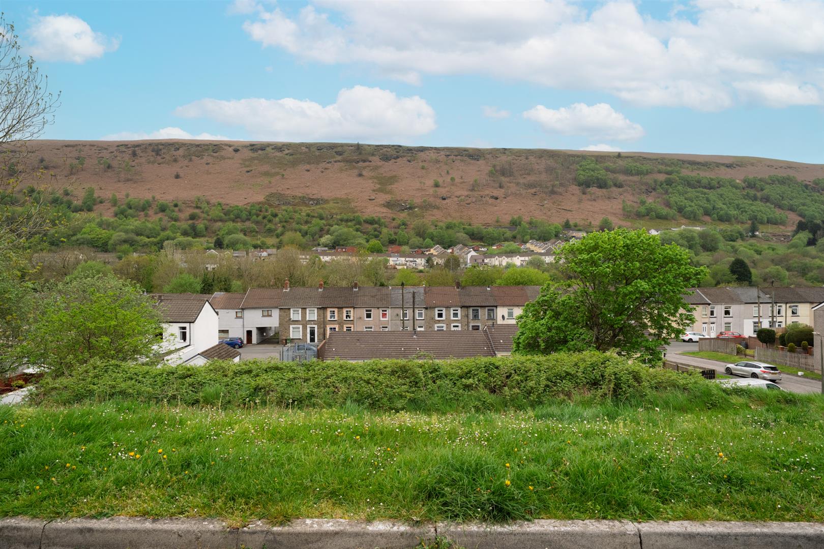 house - terraced for sale powells terrace