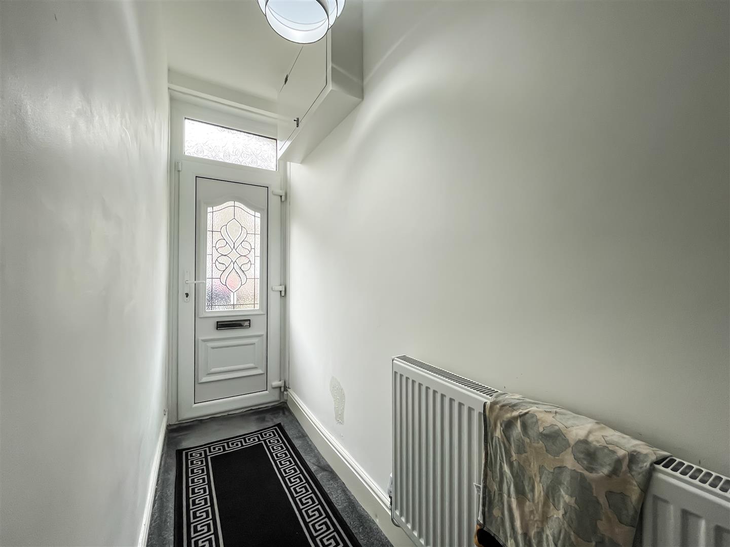 house - terraced for sale park street