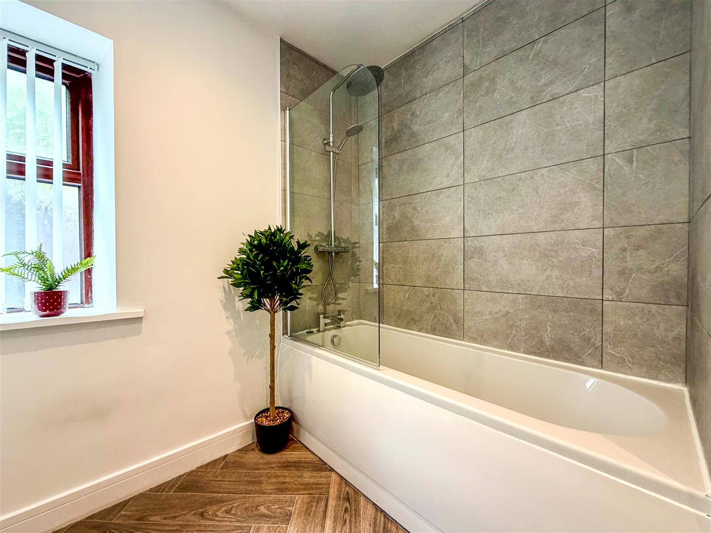 house - terraced for sale mountain ash road