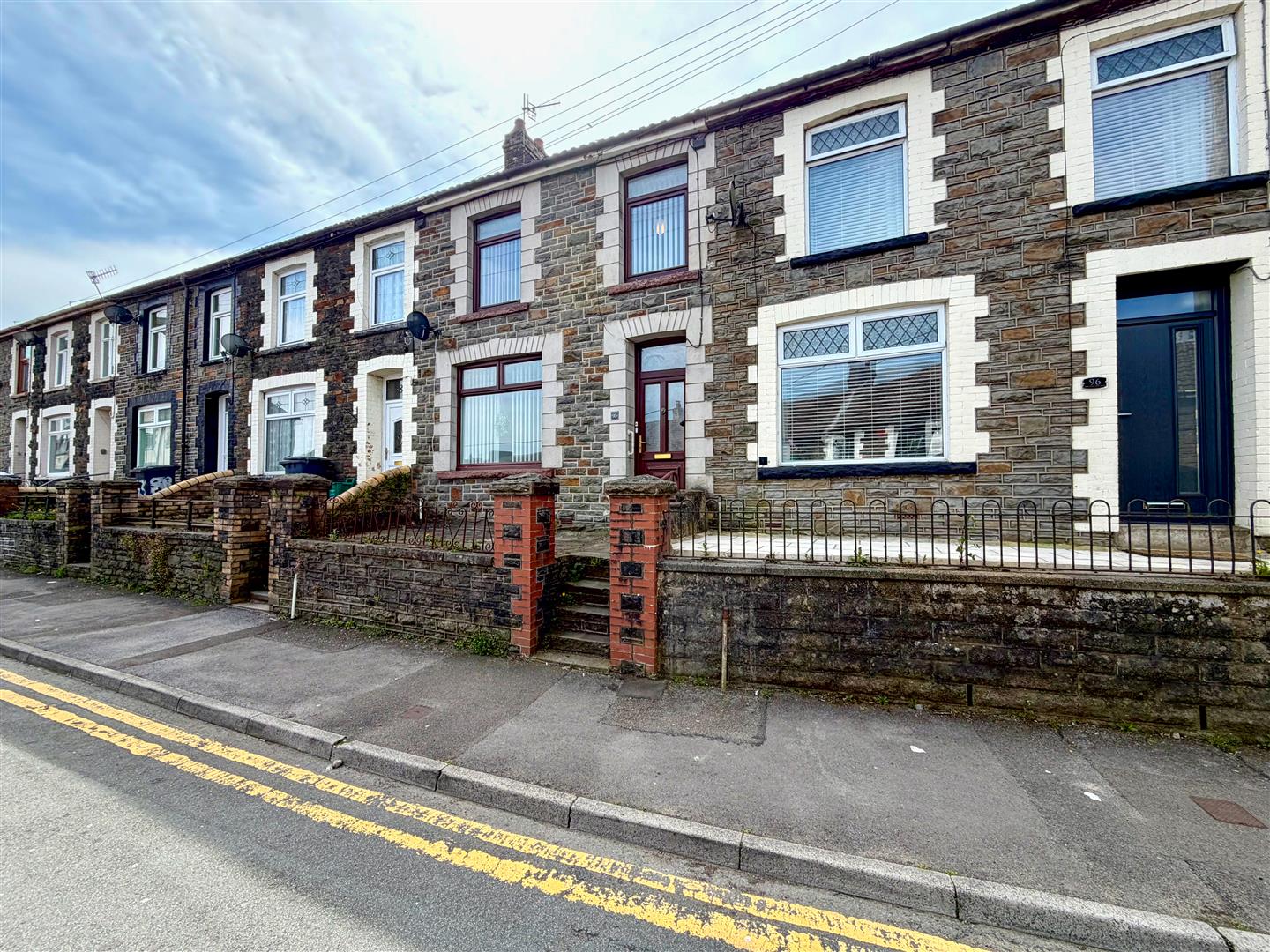 house - terraced for sale mountain ash road