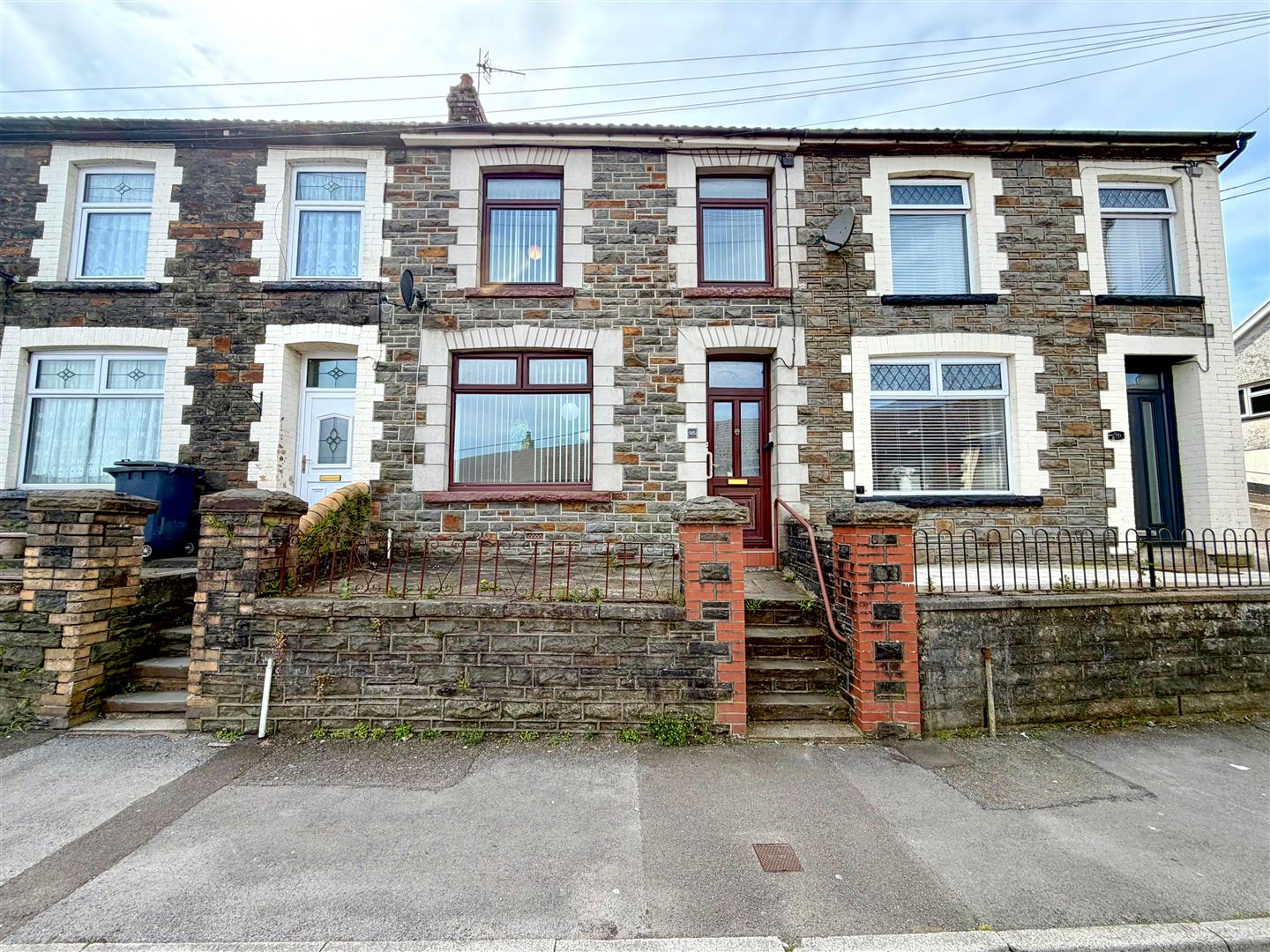 house - terraced for sale mountain ash road