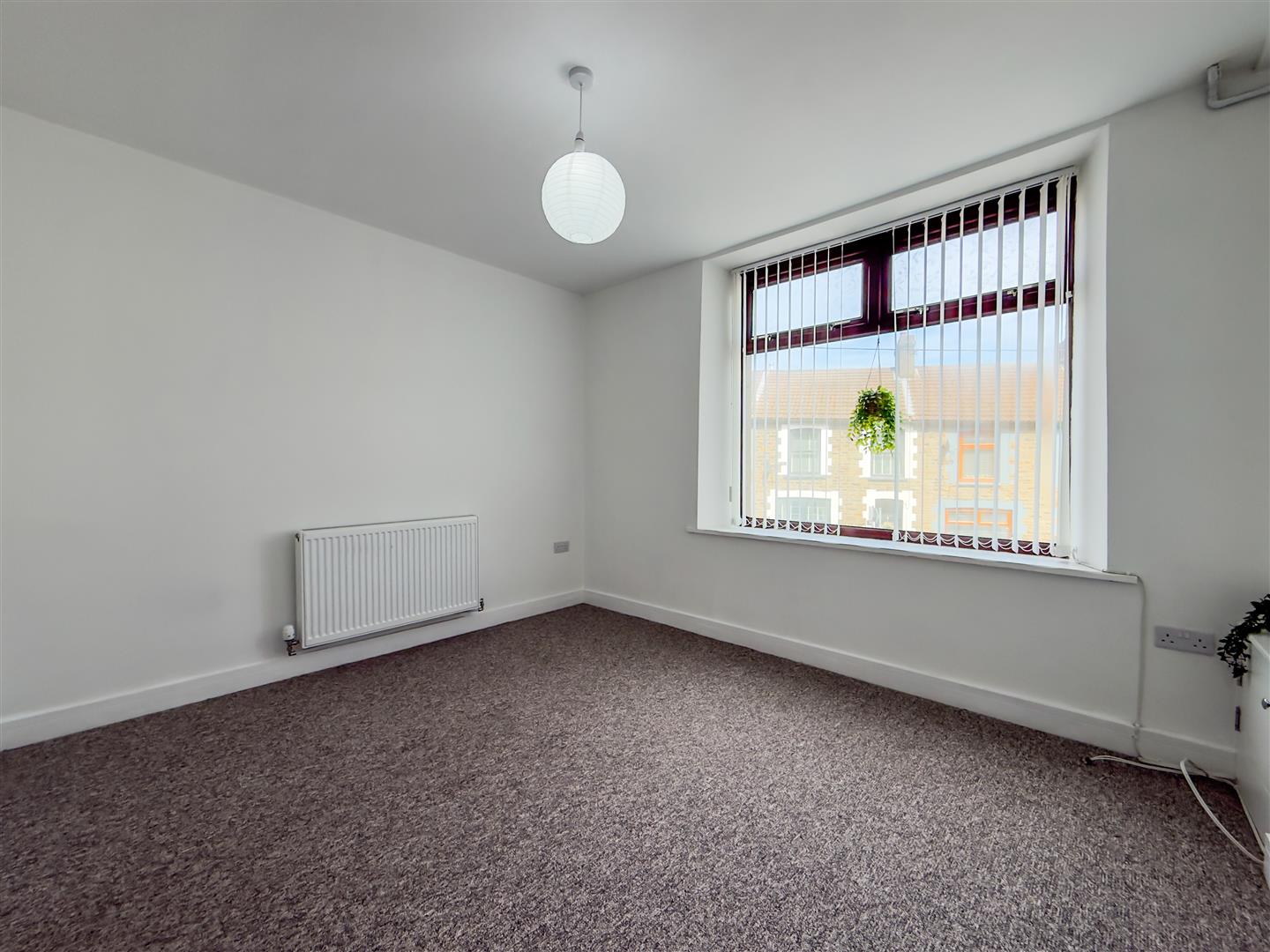 house - terraced for sale mountain ash road