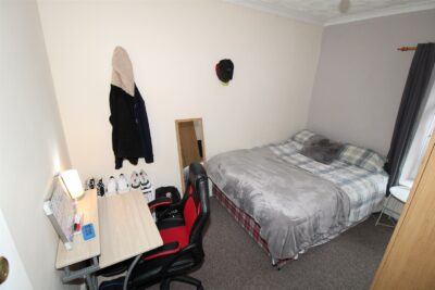 room for rent queen street