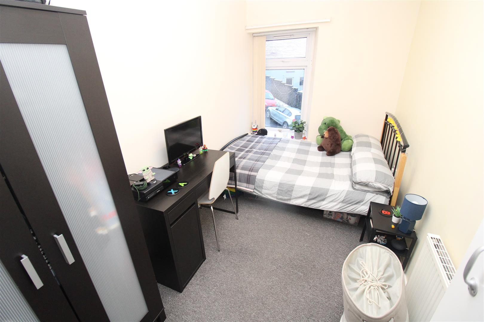 flat for rent 1 stow hill