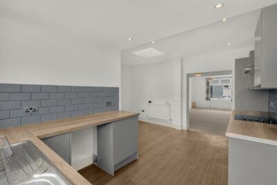 house - terraced for sale ynysygored road