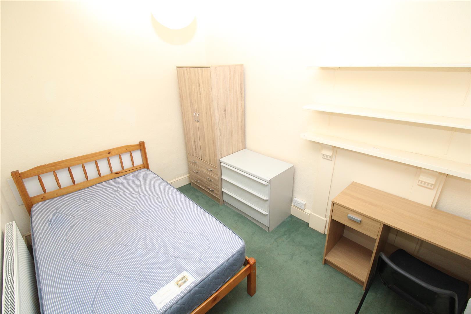 room for rent wood road