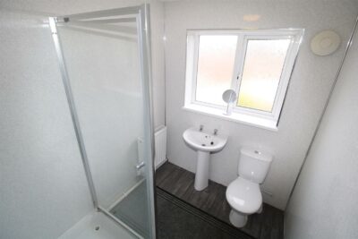 house - terraced for rent tower street