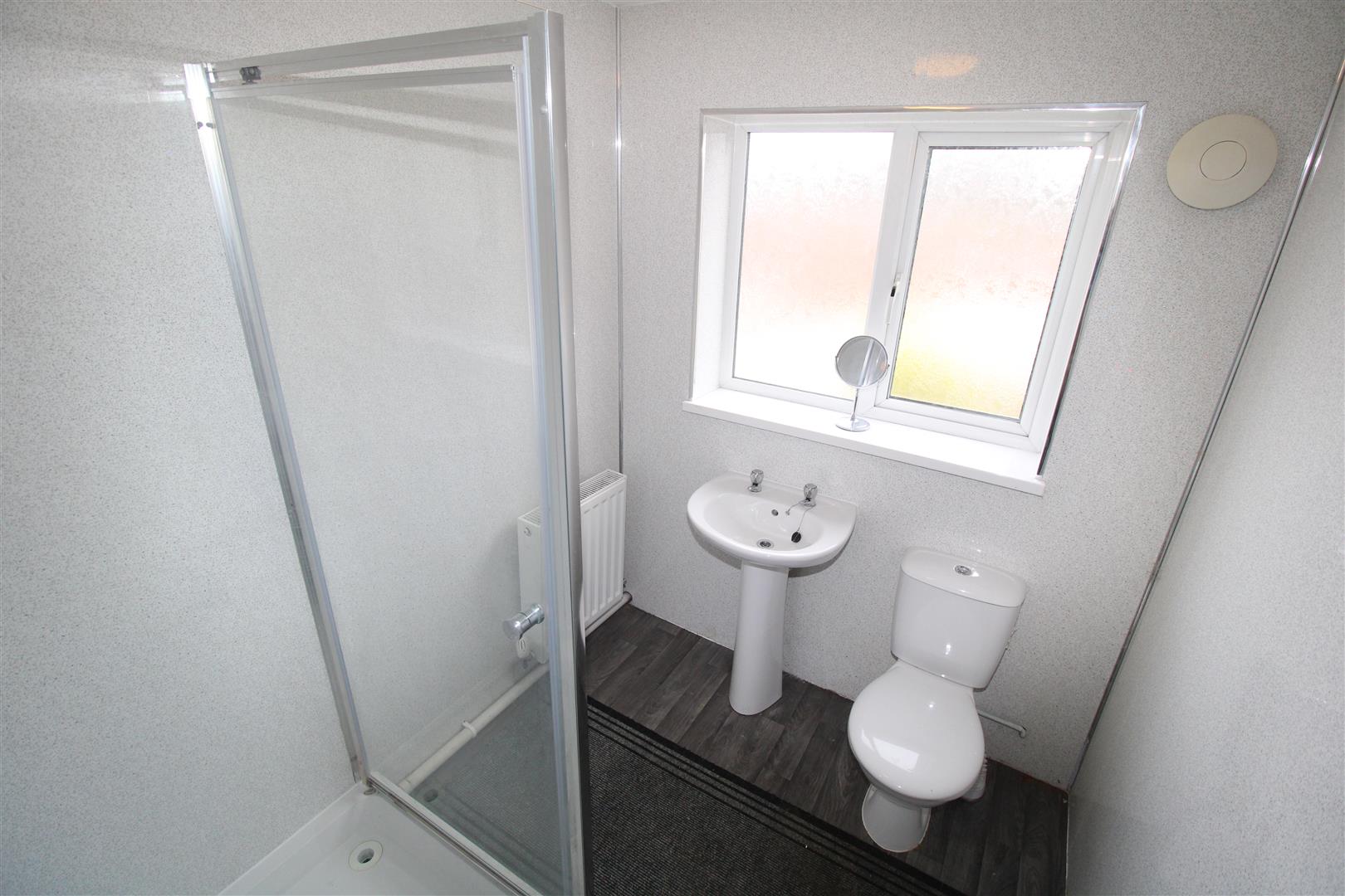 house - terraced for rent tower street
