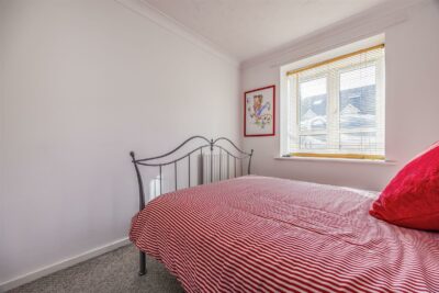 flat for sale kingston road