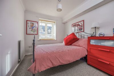 flat for sale kingston road