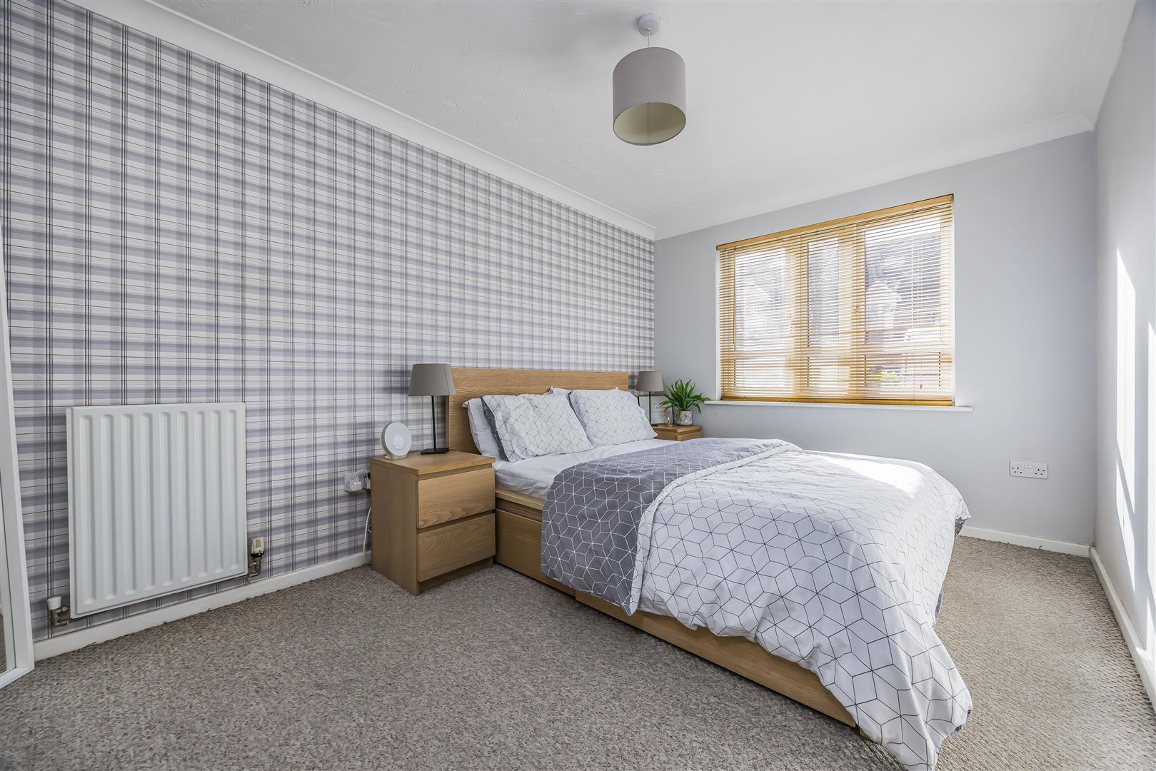 flat for sale kingston road