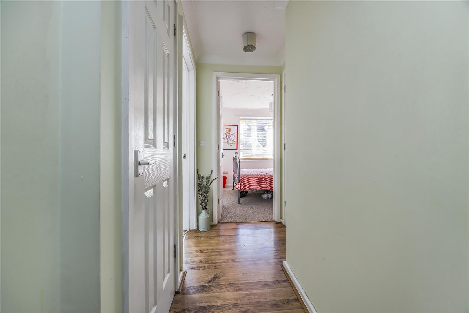 flat for sale kingston road