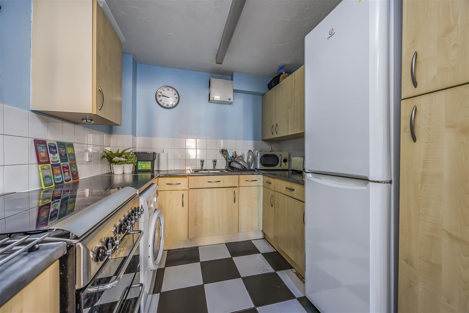 flat for sale kingston road