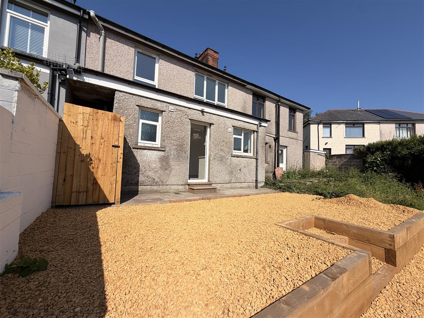 house - end terrace for rent heolddu grove