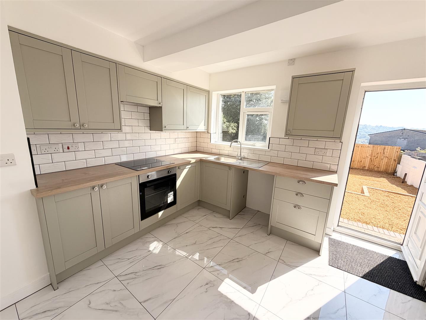 house - end terrace for rent heolddu grove