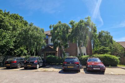 flat for rent tor close