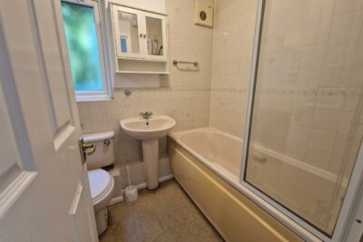 flat for rent tor close