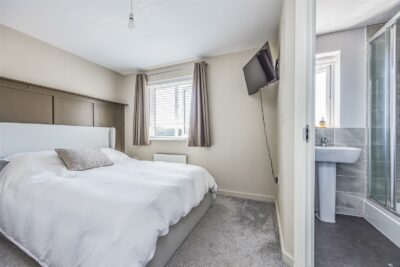 house - semi-detached for sale turret avenue