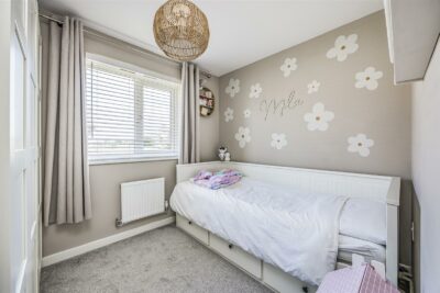house - semi-detached for sale turret avenue