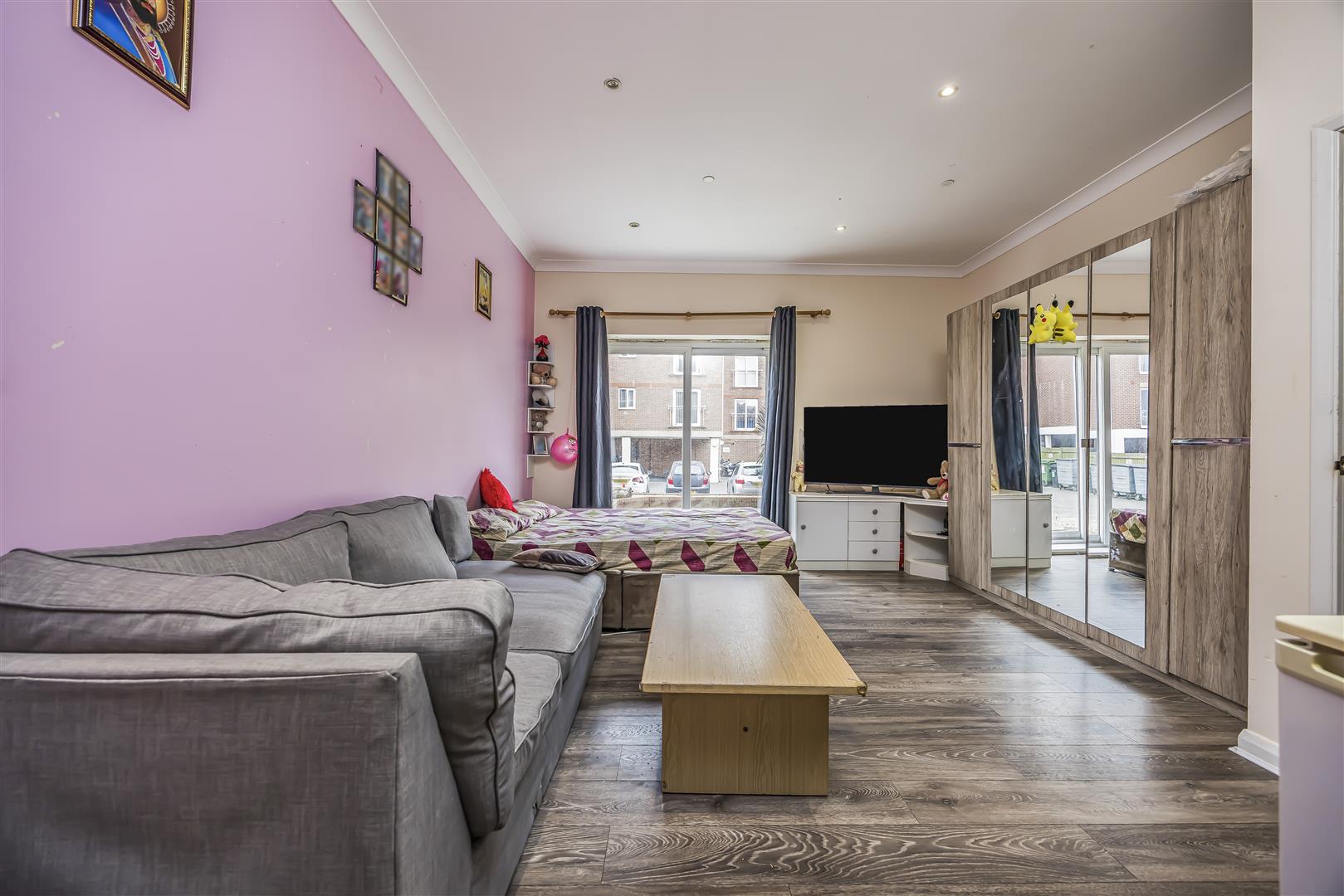 apartment for sale high street