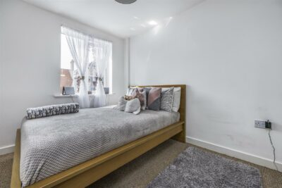 flat for rent elm grove