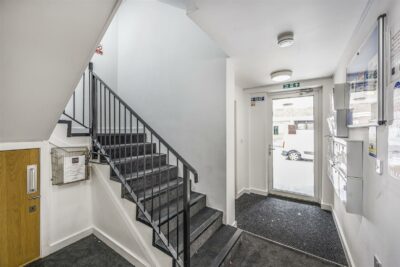 flat for rent elm grove