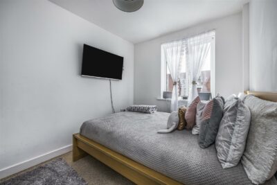 flat for rent elm grove