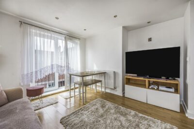 flat for rent elm grove