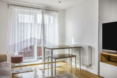 flat for rent elm grove