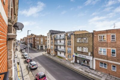 flat for rent elm grove