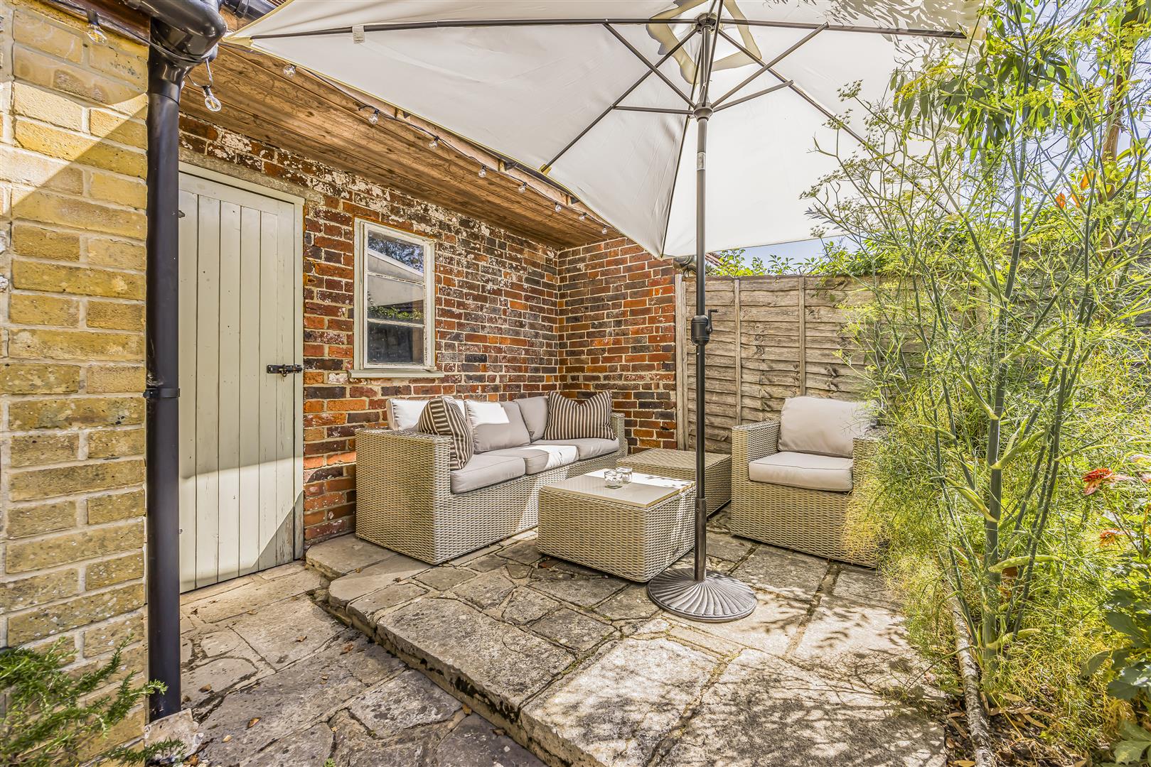 house - semi-detached for sale southleigh road