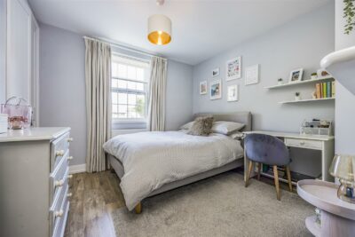 house - semi-detached for sale southleigh road