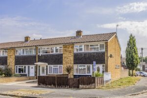 house - end terrace for sale bishopsfield road