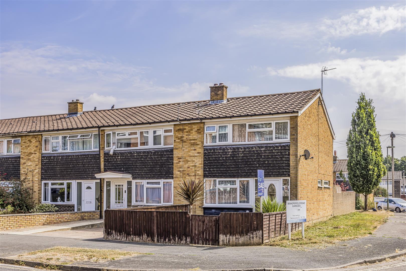 house - end terrace for sale bishopsfield road