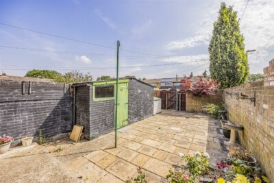 house - end terrace for sale bishopsfield road