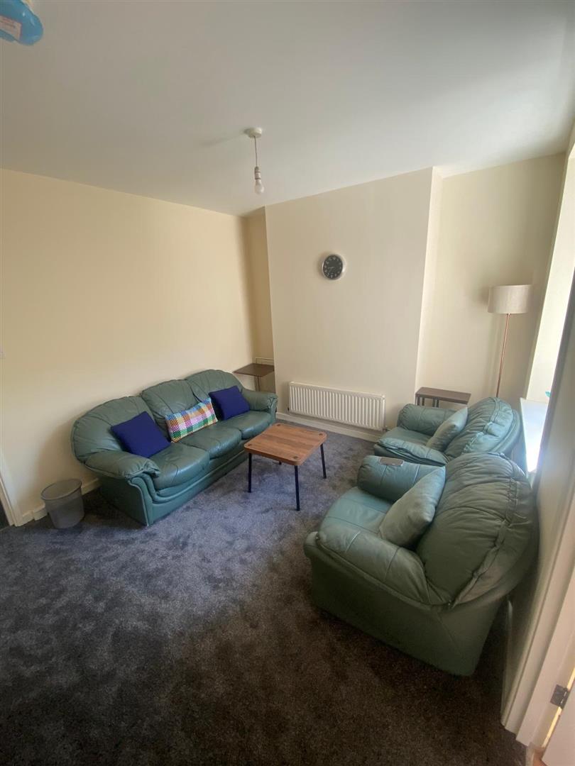 student property for rent brook street
