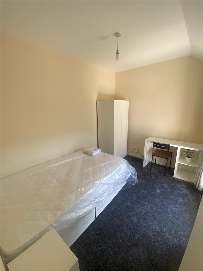 student property for rent brook street