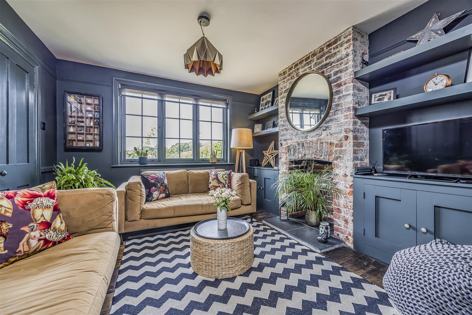 house - semi-detached for sale west ashling road
