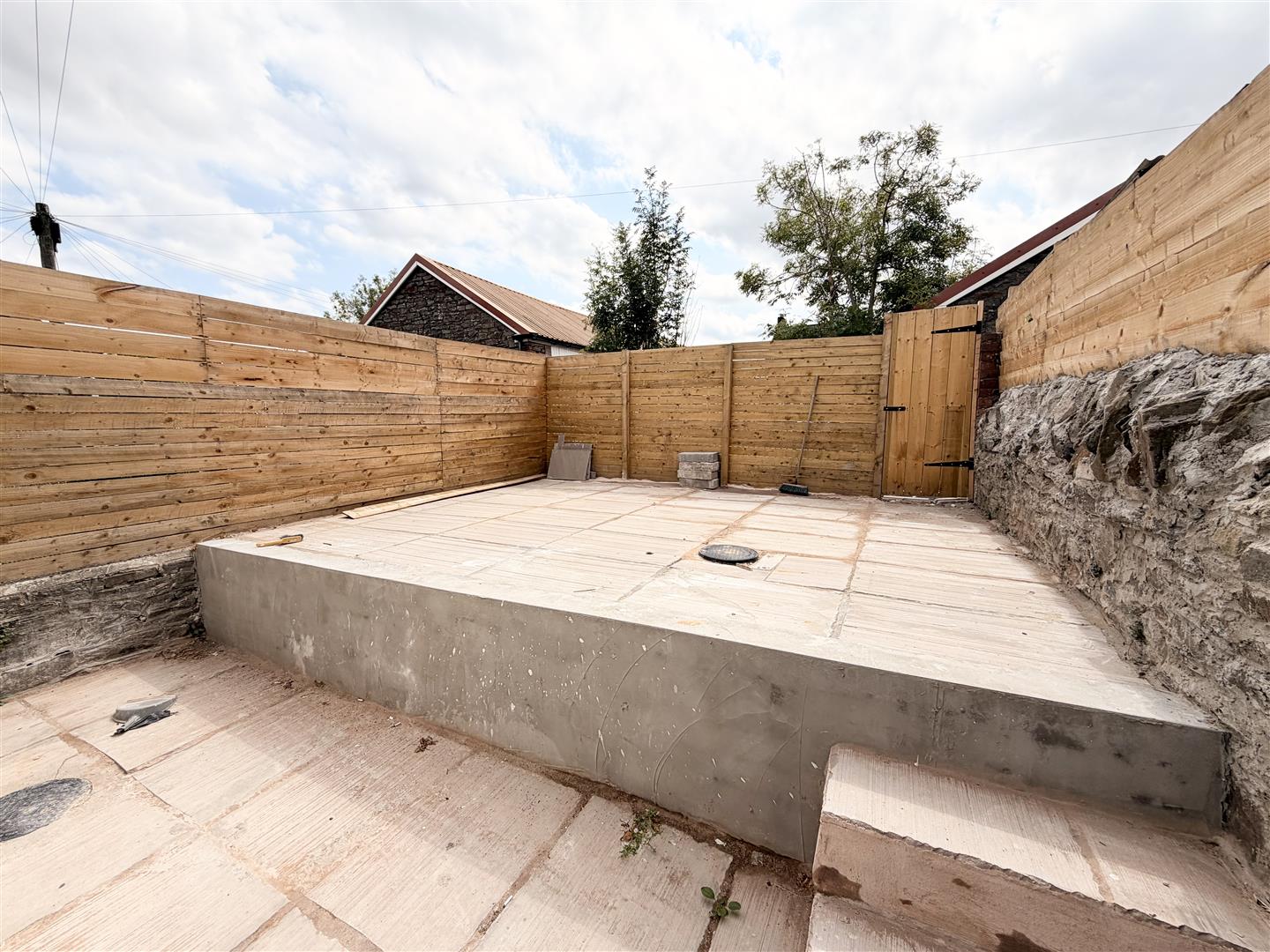 flat for rent hilda street