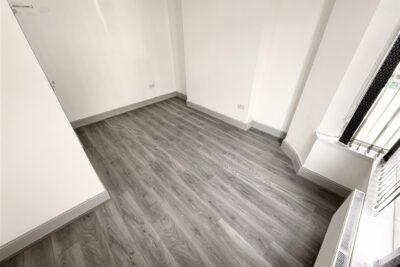 flat for rent hilda street