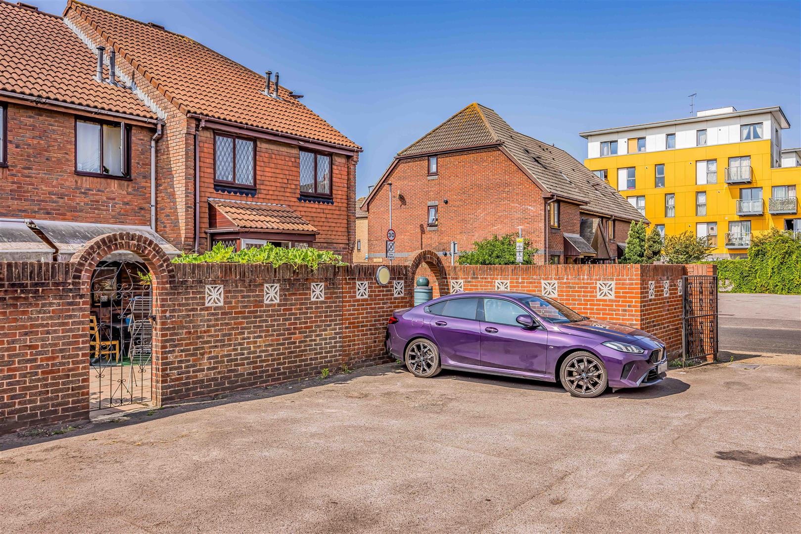 house - semi-detached for sale goldsmith avenue