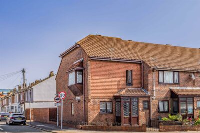 house - semi-detached for sale goldsmith avenue