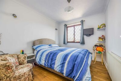 house - semi-detached for sale goldsmith avenue