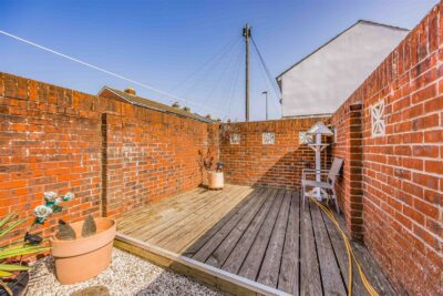 house - semi-detached for sale goldsmith avenue