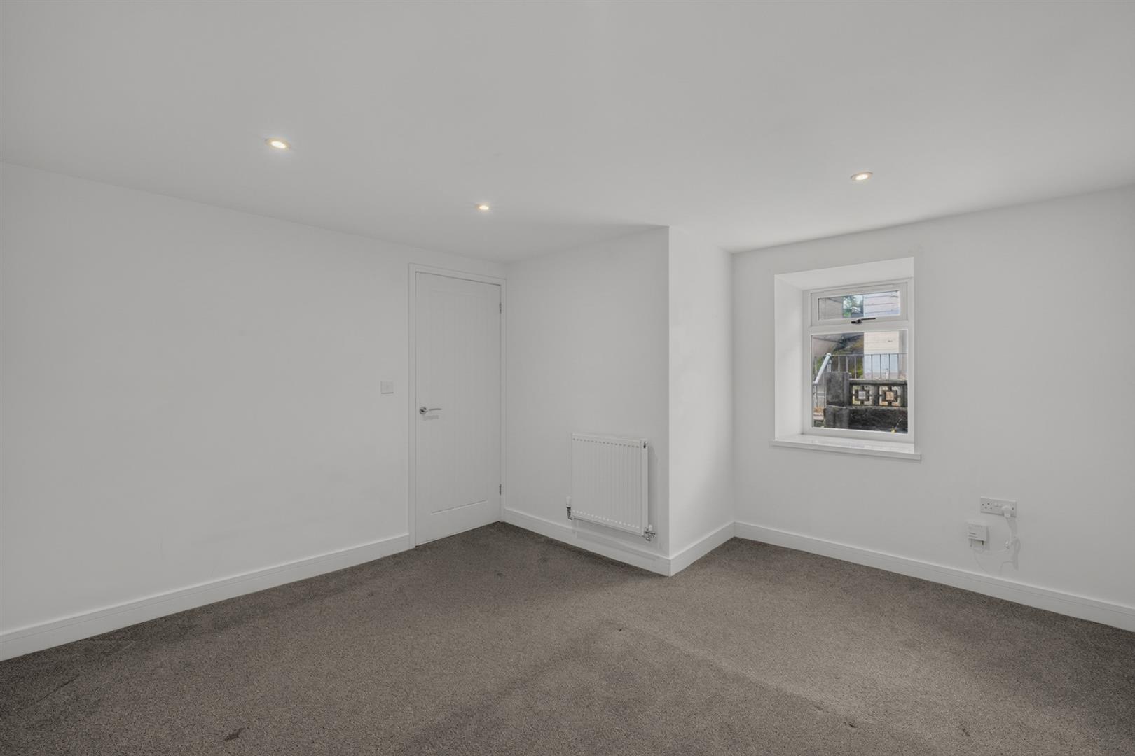 house - semi-detached for rent bethania street