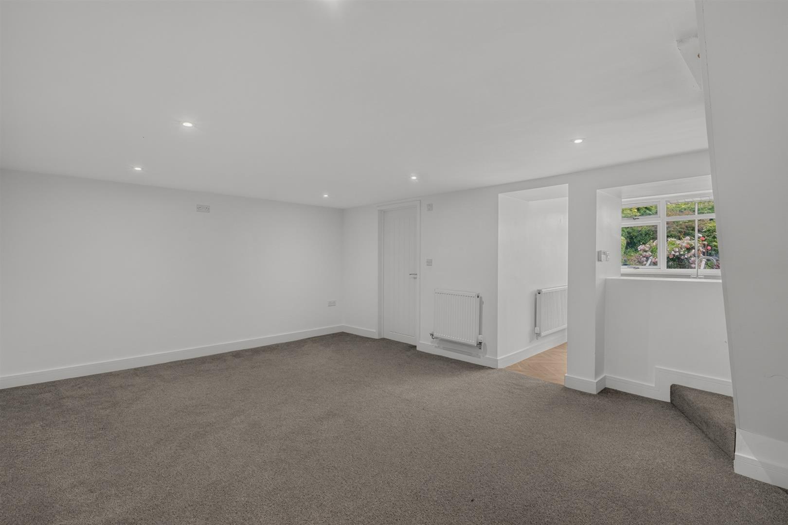 house - semi-detached for rent bethania street