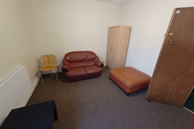 house for rent queen street
