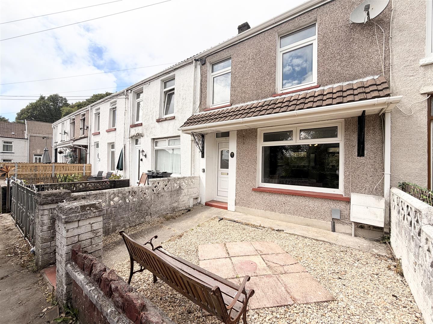 house - terraced for rent cleighton terrace