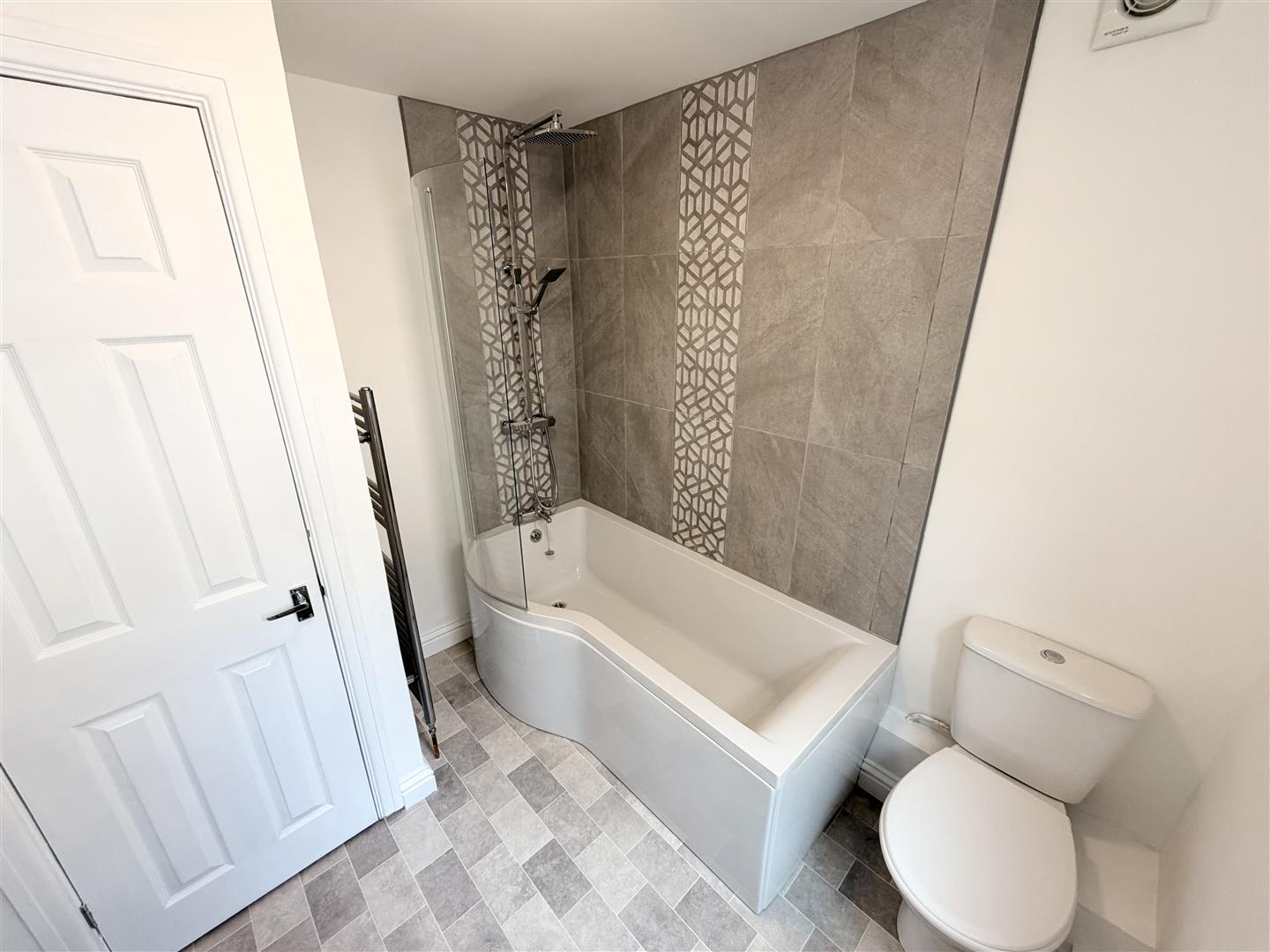 house - terraced for rent cleighton terrace