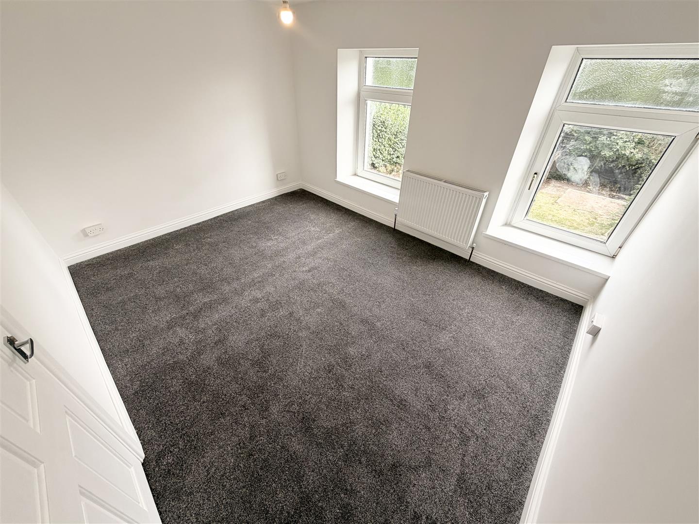 house - terraced for rent cleighton terrace